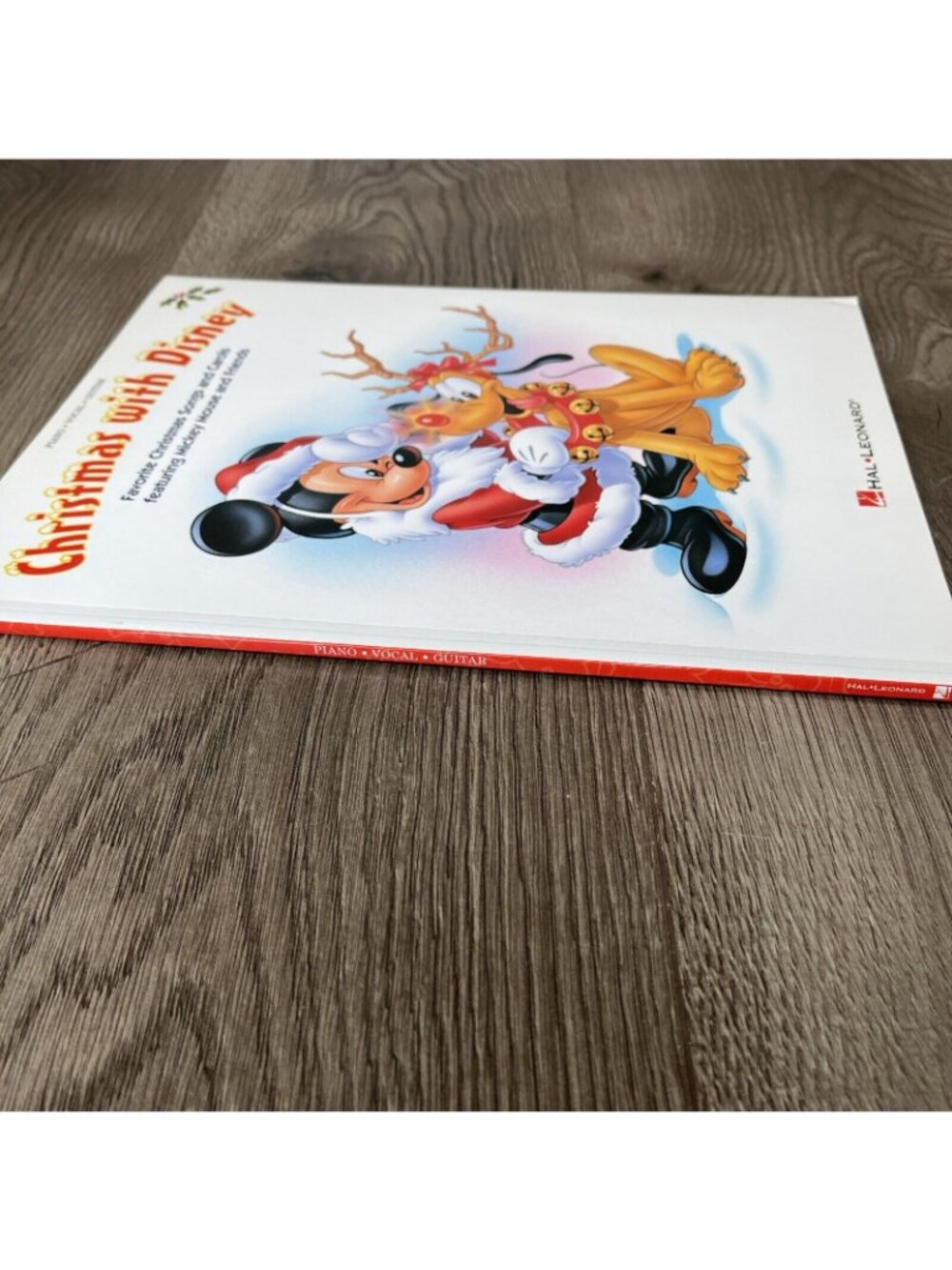 Christmas with Disney Sheet Music Favorite Christmas Songs & Carols Hal Leonard - Picture 4 of 7
